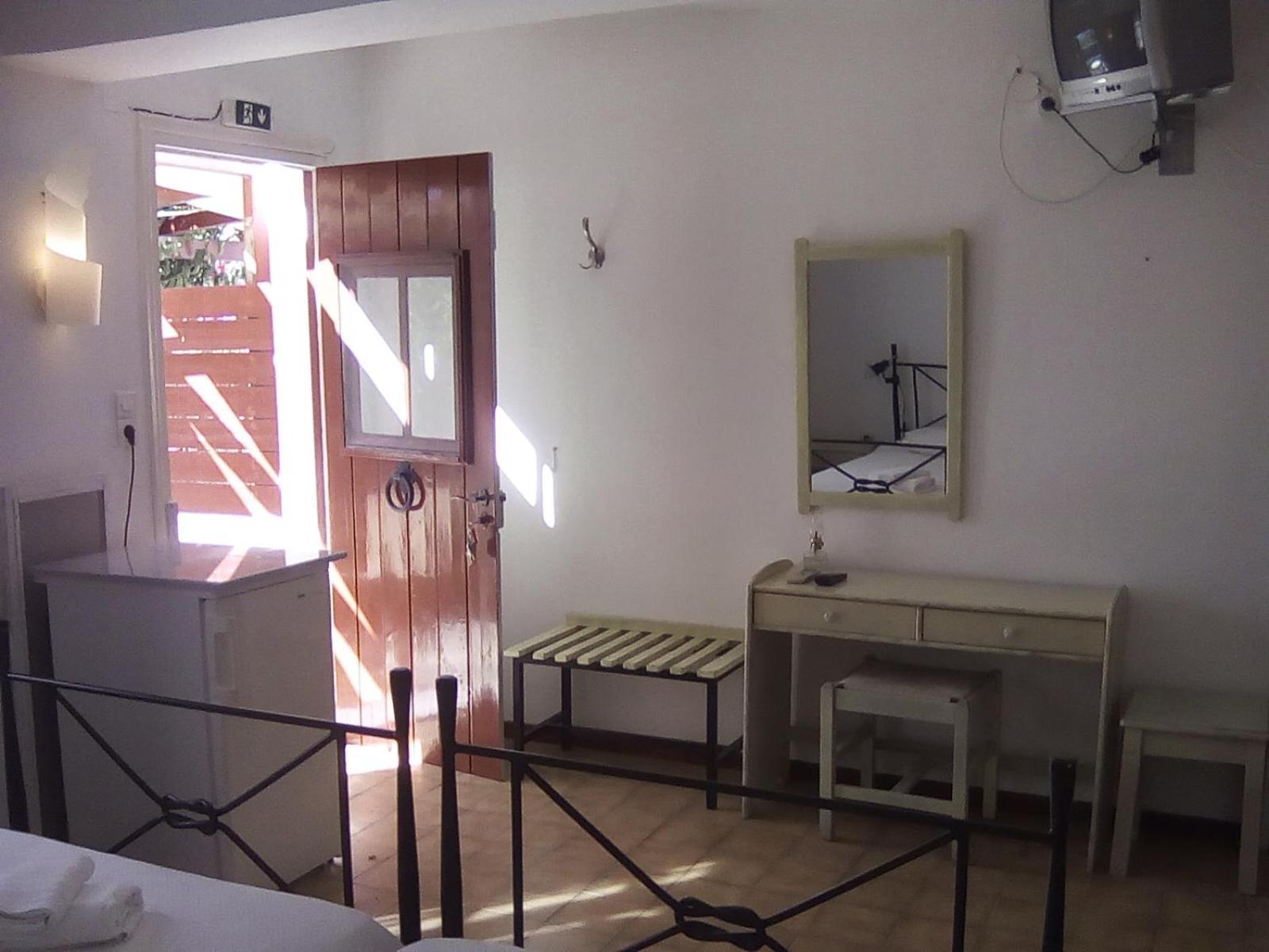 Aparthotel Spitia Vasili Kapsálion Zewnętrze zdjęcie